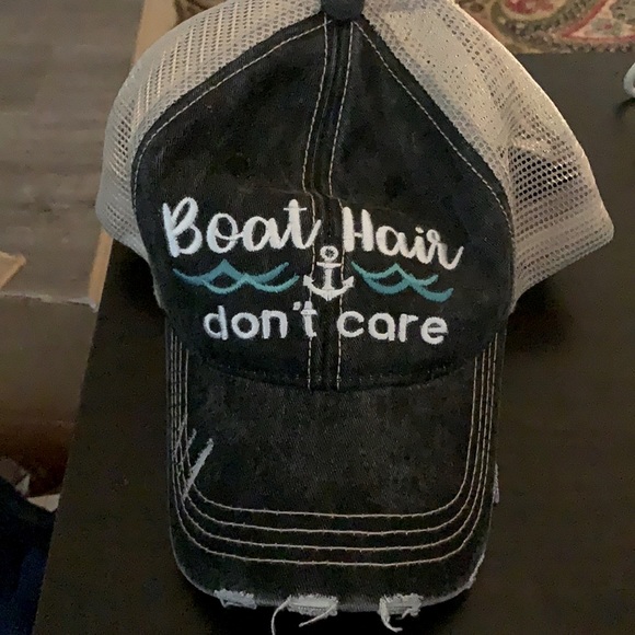 Katydid Accessories - 🔥HP Boat hair don’t care trucker hat / cap. NEW🚤